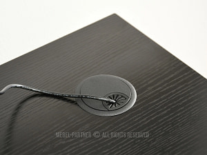 SHIFT elektromos gamer asztal, 120 cm fekete-fehér - Image 14